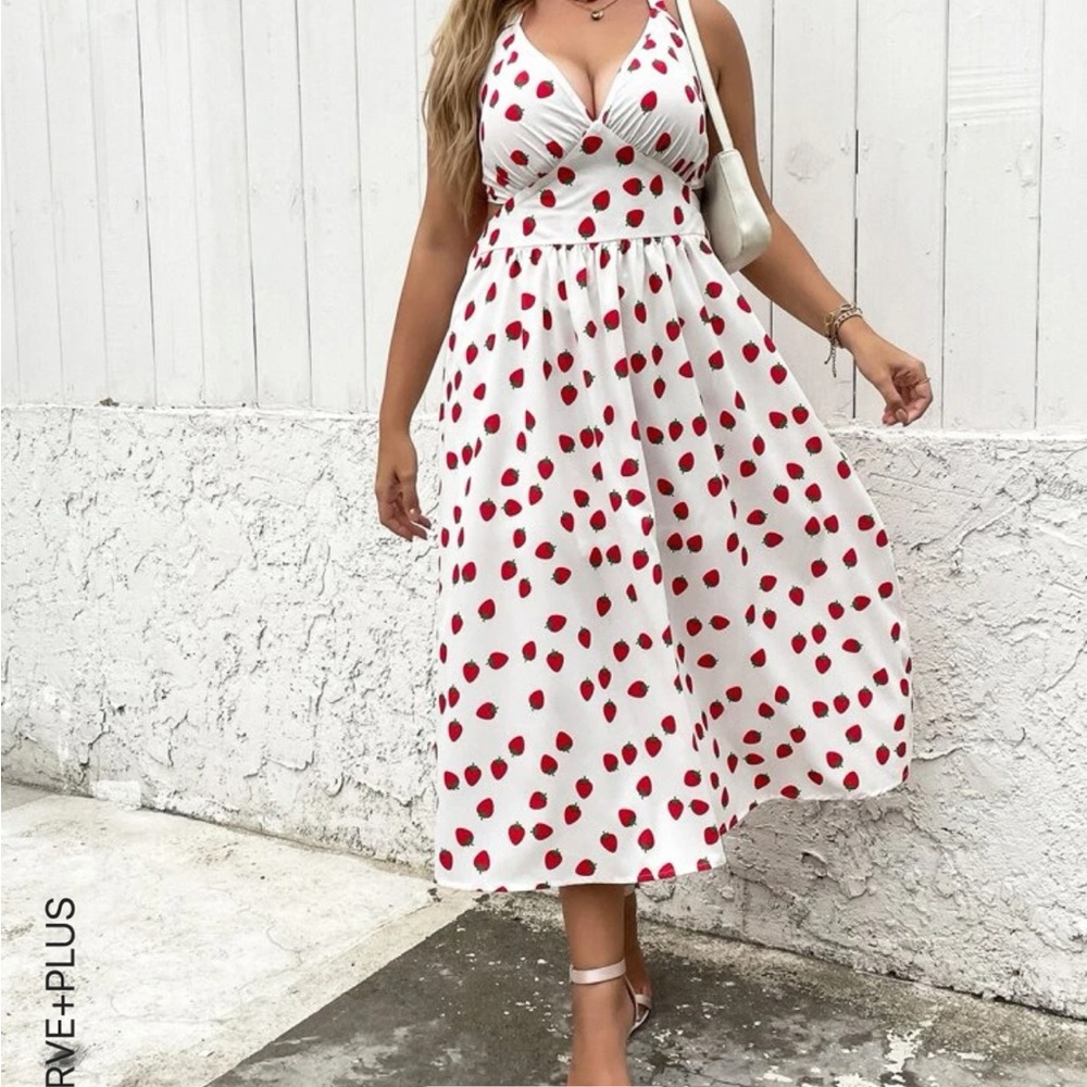 NWT SHEIN tie back strawberry print halter dress 5x